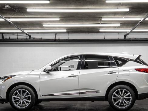 Used 2024 Acura RDX w/ Technology Package image 2