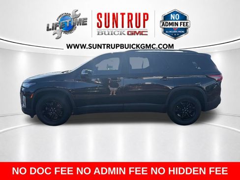 Used 2023 Chevrolet Traverse LT w/ Midnight/Sport Edition AWD/4WD image 2