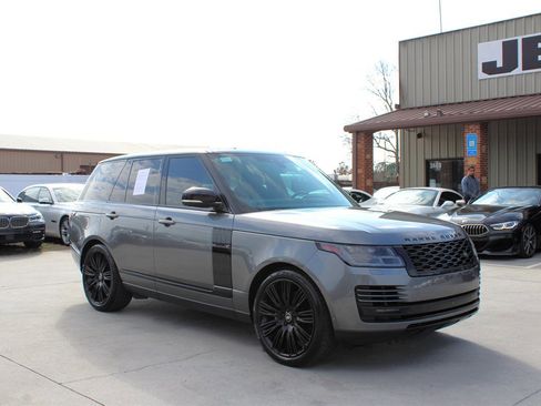 Used 2018 Land Rover Range Rover Supercharged image 9