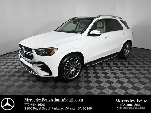 Used 2026 Mercedes-Benz GLE 450 4MATIC image 1