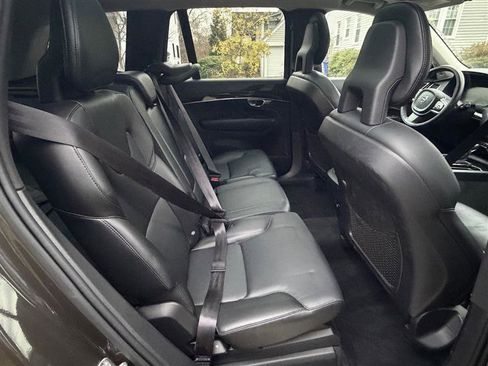 Used 2018 Volvo XC90 T5 Momentum w/ Momentum Plus Package image 20