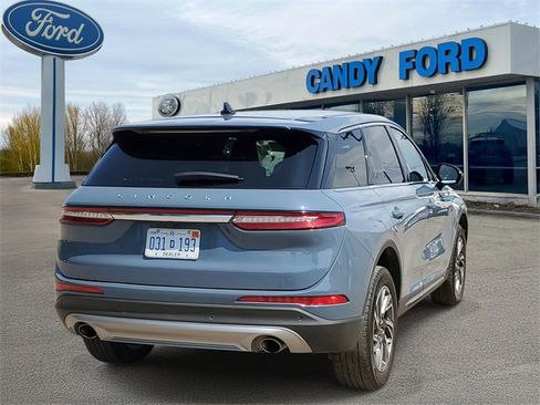 Used 2023 Lincoln Corsair AWD w/ Equipment Group 101A image 4