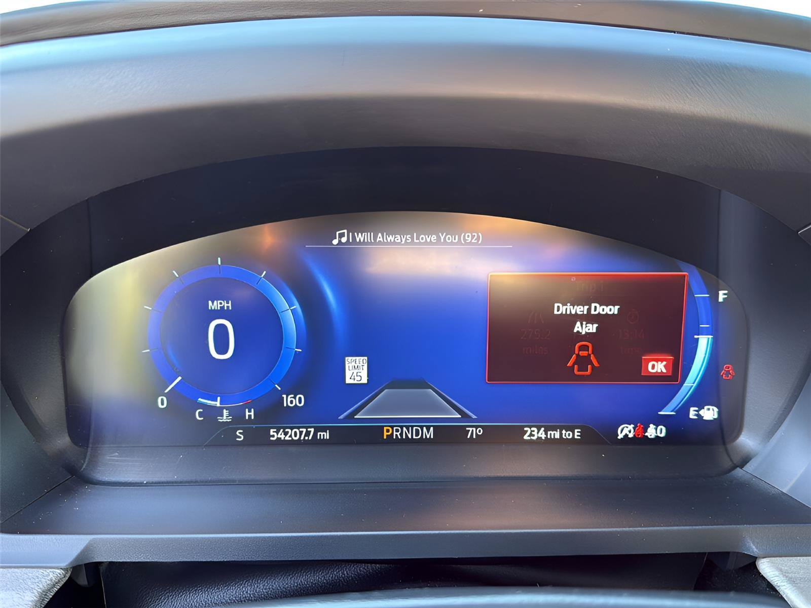Used 2020 Ford Explorer Platinum AWD/4WD image 2