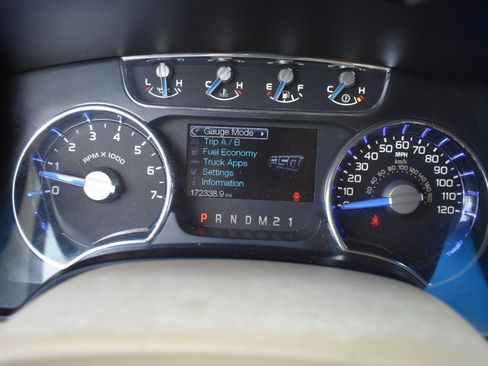 Used 2013 Ford F150 King Ranch w/ King Ranch Luxury Pkg AWD/4WD image 17