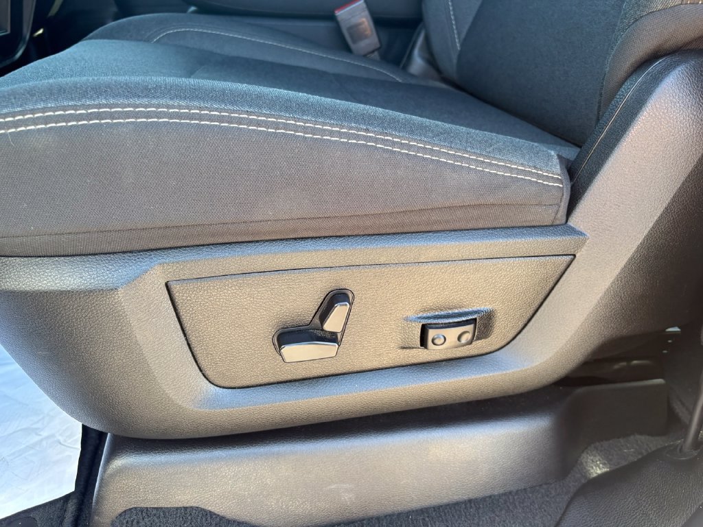 Used 2026 RAM 2500 Big Horn AWD/4WD image 18