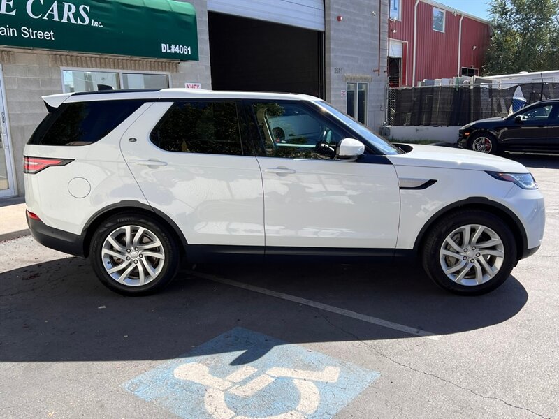 Used 2019 Land Rover Discovery HSE AWD/4WD image 8