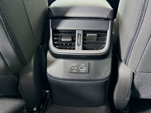 Used 2024 Subaru Legacy Premium AWD/4WD image 24