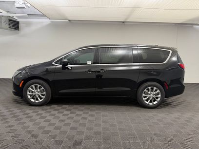 New 2027 Chrysler Pacifica Select