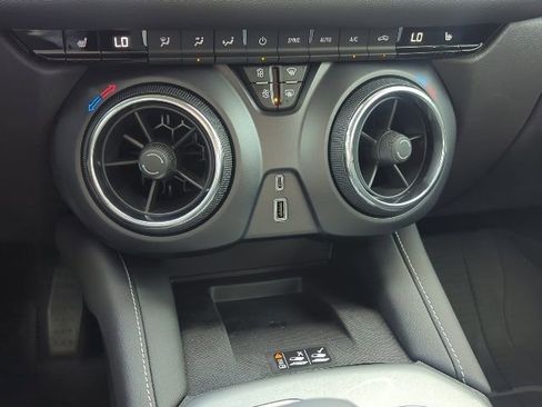 New 2026 Chevrolet Blazer LT w/ Convenience Package FWD image 19