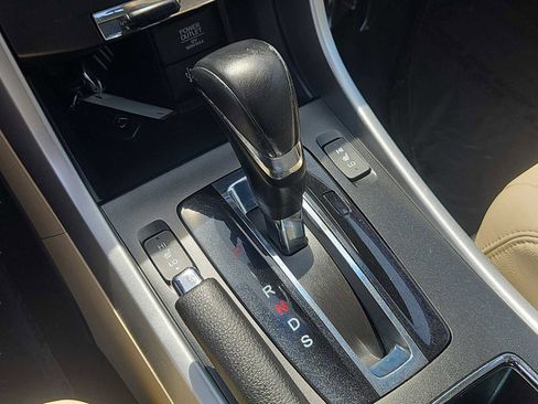 Used 2013 Honda Accord EX-L image 24