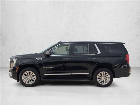 Used 2025 GMC Yukon Denali AWD/4WD image 7
