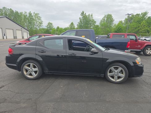 Used 2014 Dodge Avenger SE w/ Rallye Appearance Group FWD image 4