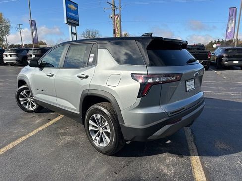 New 2026 Chevrolet Equinox LT image 5