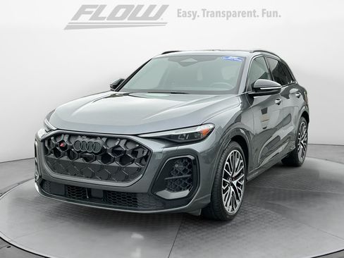 Used 2025 Audi SQ5 Premium Plus w/ Premium Plus Package AWD/4WD image 4