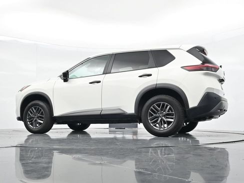 Used 2023 Nissan Rogue S FWD image 28