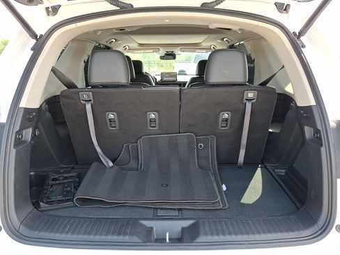 Used 2024 Honda Pilot Touring image 30
