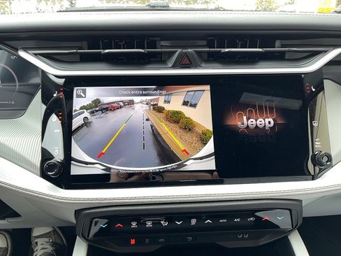 New 2026 Jeep Cherokee Limited AWD/4WD image 28