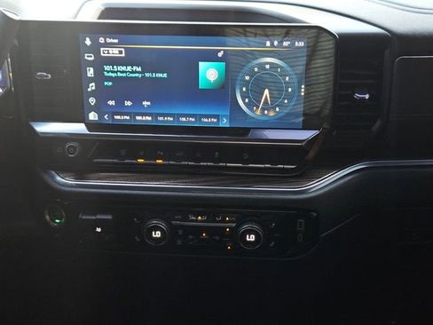 Used 2024 Chevrolet Silverado 2500 LT w/ Midnight Edition image 24