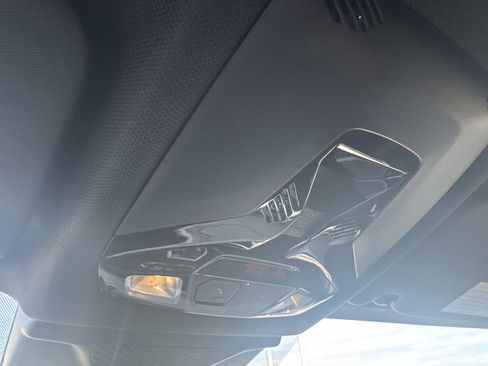 Used 2025 BMW X2 xDrive28i image 25