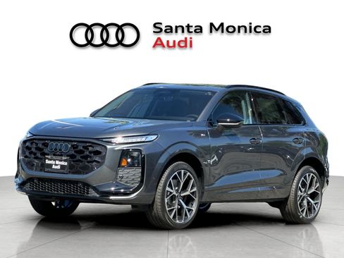 New 2026 Audi Q3 quattro 2.0T AWD/4WD image 1