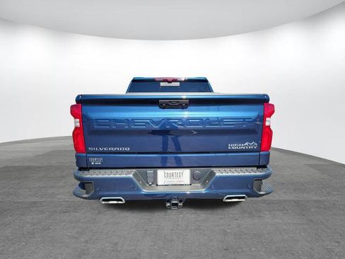 Used 2023 Chevrolet Silverado 1500 High Country w/ Technology Package AWD/4WD image 7