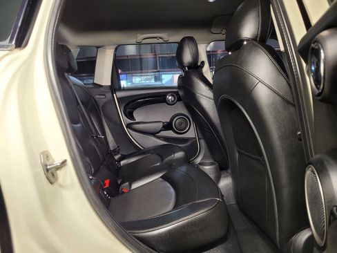 Used 2015 MINI Cooper S image 35