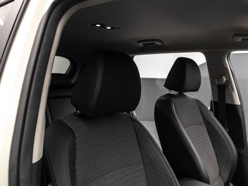 Used 2022 Kia Seltos Nightfall Edition image 35