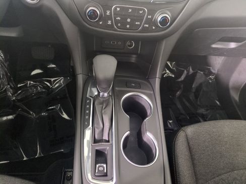 Used 2023 Chevrolet Equinox LT image 25