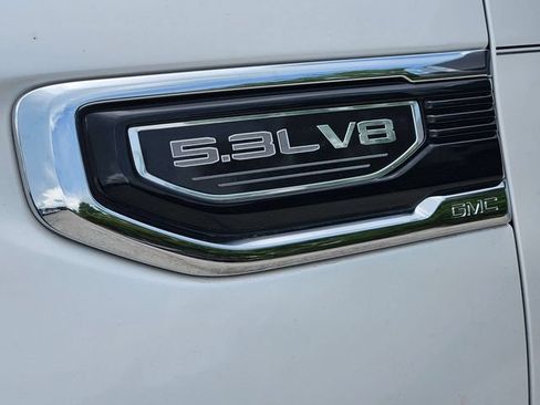 Used 2019 GMC Sierra 1500 SLT w/ SLT Premium Plus Package AWD/4WD image 7