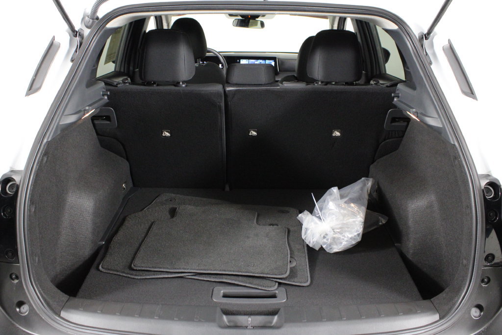 Certified 2026 Nissan Kicks SV FWD image 18