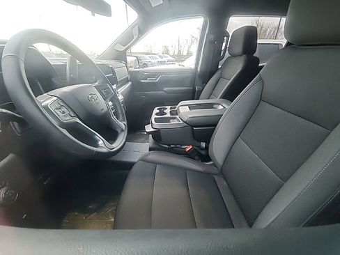 Used 2024 Chevrolet Silverado 1500 LT Trail Boss image 6