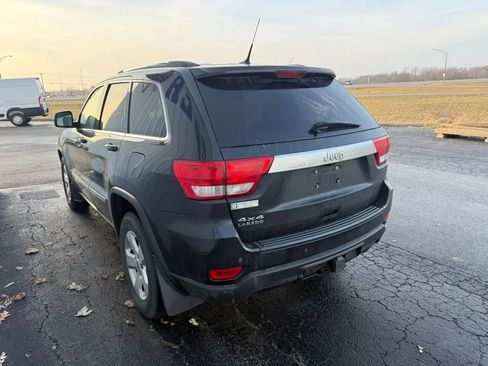 Used 2011 Jeep Grand Cherokee Laredo image 5