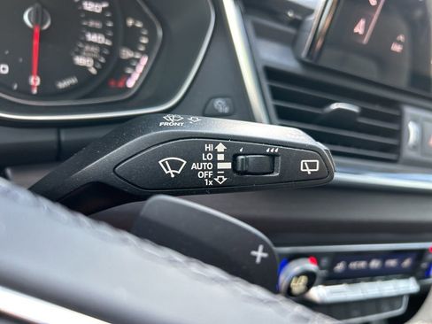 Used 2023 Audi Q5 2.0T Premium w/ Convenience Package image 30