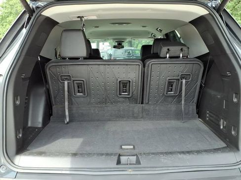 Used 2021 Chevrolet Traverse LT AWD/4WD image 23