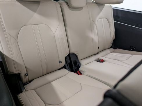 Used 2022 Ford Expedition Max Platinum image 26