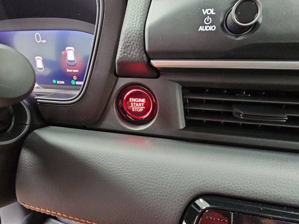 New 2026 Honda Pilot Sport image 24