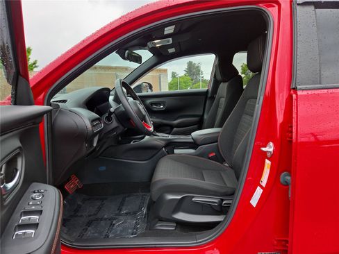 Used 2023 Honda HR-V Sport image 12