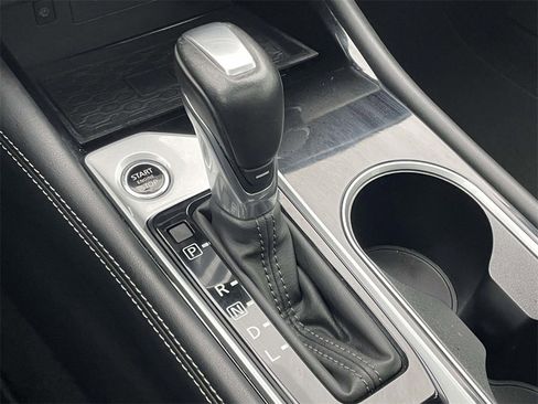 Used 2024 Nissan Altima 2.5 SV w/ SV Premium Package image 22