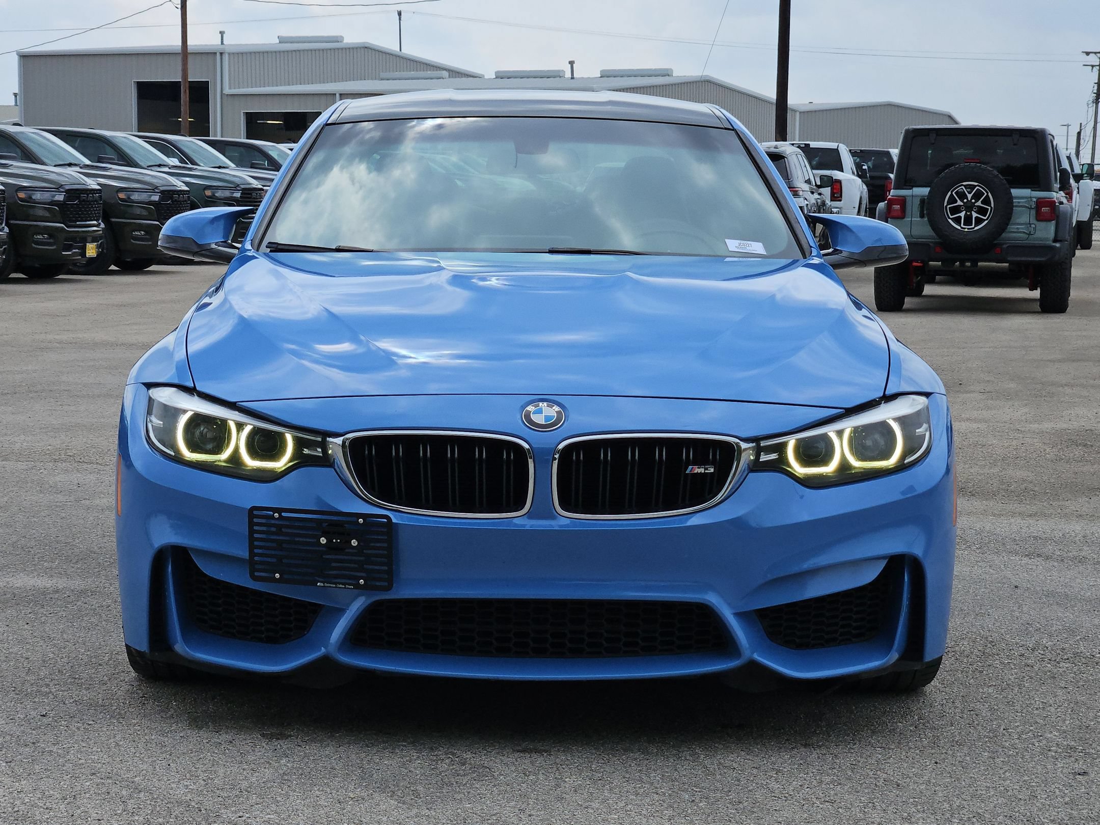 Used 2018 BMW M3 RWD image 8