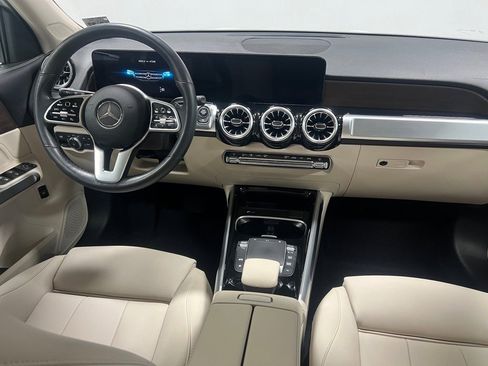 Used 2022 Mercedes-Benz GLB 250 4MATIC image 29