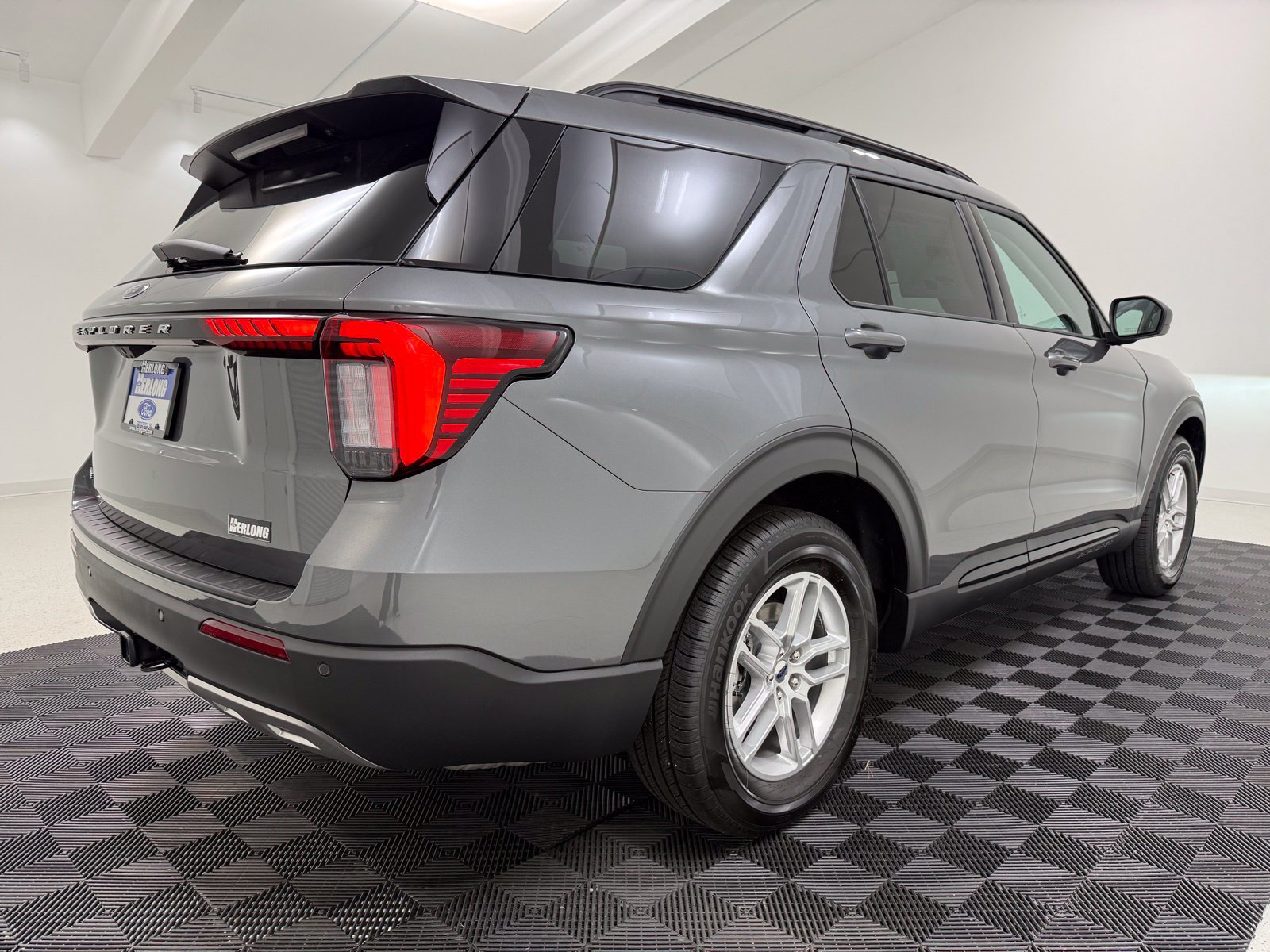 New 2026 Ford Explorer Active w/ Active Comfort Package RWD image 7