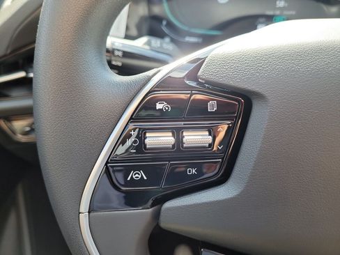 New 2026 Kia Niro LX FWD image 25