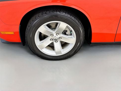 Used 2010 Dodge Challenger R/T image 26