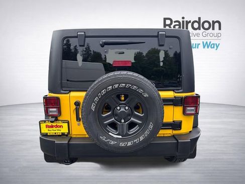 Used 2015 Jeep Wrangler Unlimited Sport w/ Connectivity Group AWD/4WD image 6