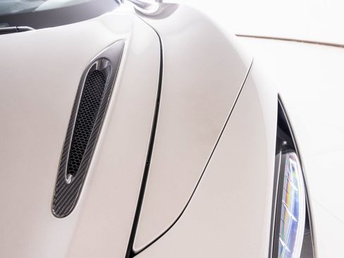 Used 2020 McLaren 720S Performance RWD image 16