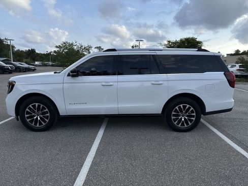 Used 2025 Ford Expedition Max Platinum AWD/4WD image 11