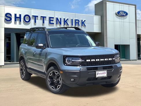 New 2025 Ford Bronco Sport Outer Banks AWD/4WD image 1