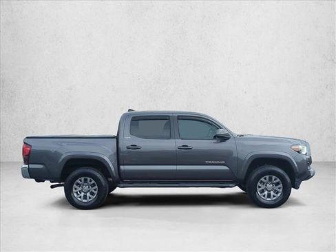 Certified 2019 Toyota Tacoma SR5 RWD image 4