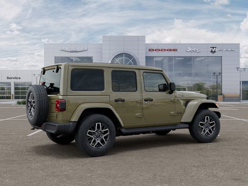 New 2026 Jeep Wrangler Unlimited Sahara AWD/4WD image 30
