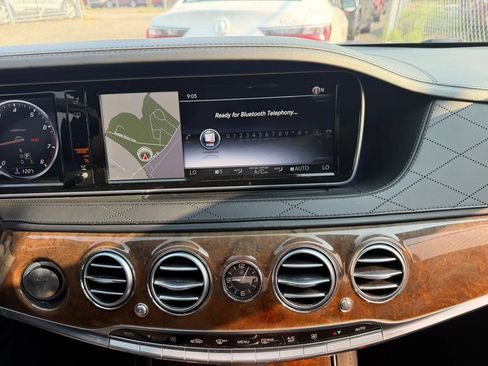 Used 2017 Mercedes-Benz S 550 4MATIC Sedan image 18